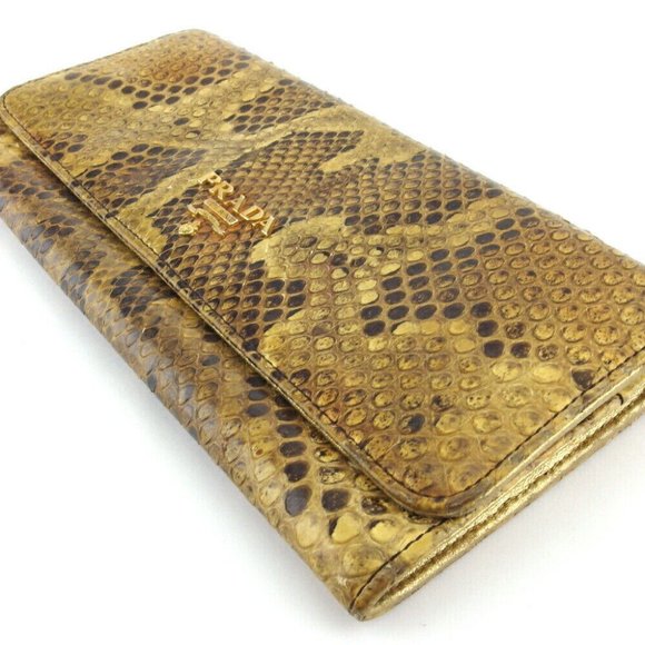 Authenticity guaranteed USED Prada Wallet Python Beige Python Leather - Picture 4 of 11